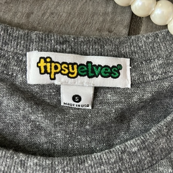 Tipsy elves men’s Canada EH team short sleeve tee, gray new with tags - Picture 4 of 5